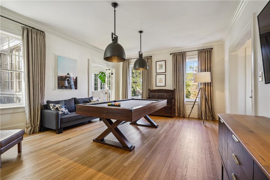 11 Palisades Road NE