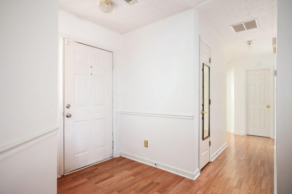 3404 Vernon Court SE