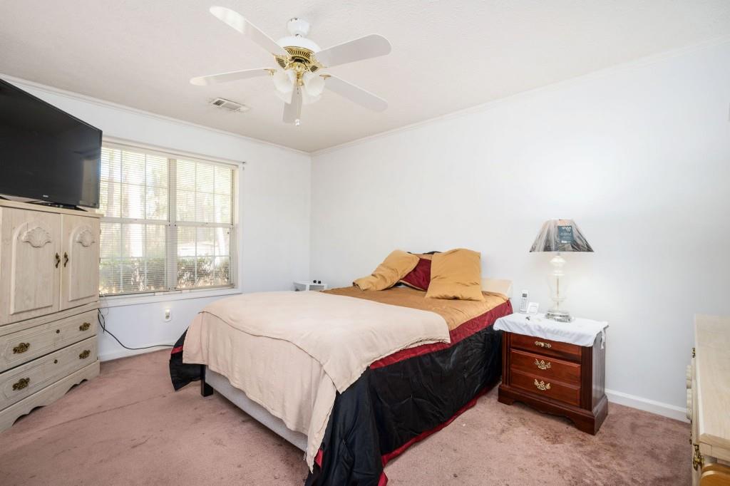 3404 Vernon Court SE