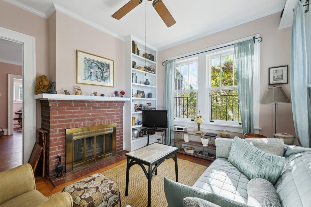 1414 North Avenue NE