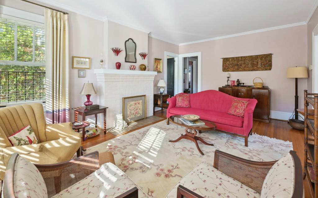 1414 North Avenue NE