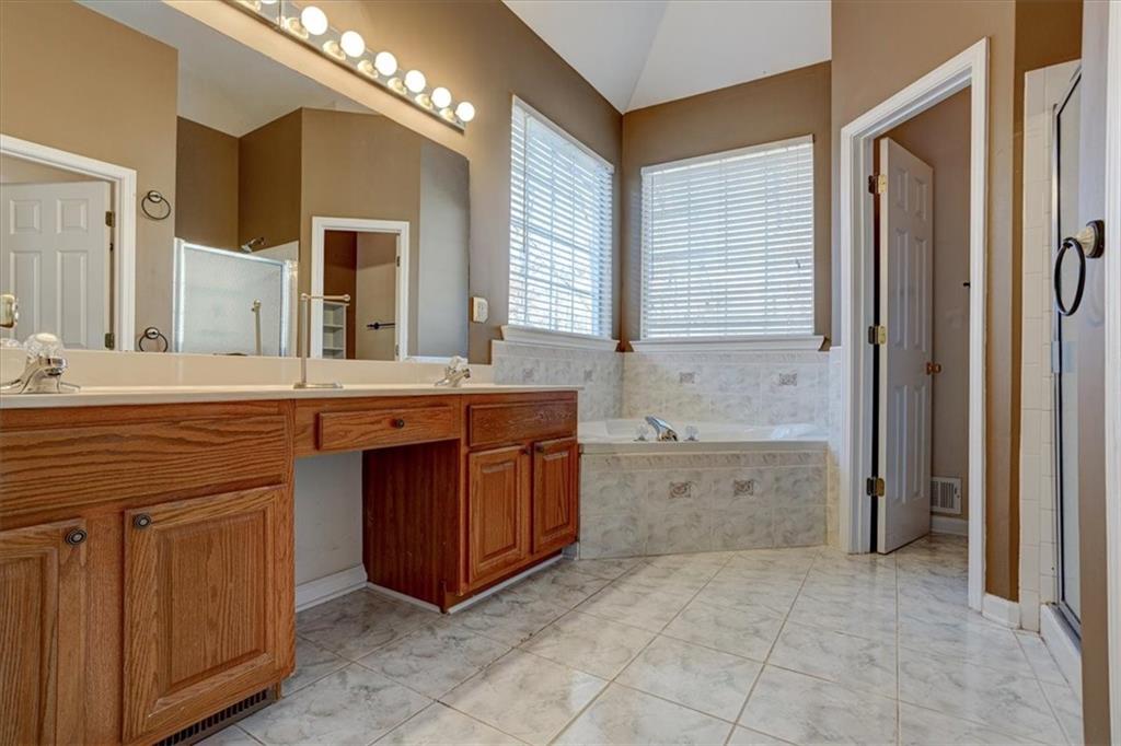 2035 Brookridge Terrace