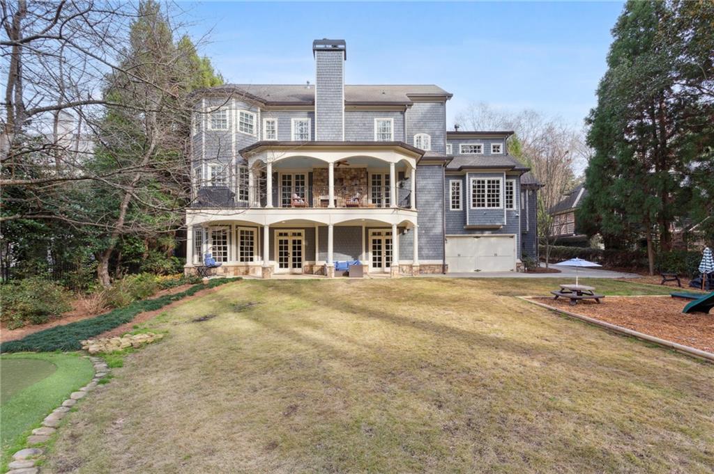 1720 Doncaster Drive NE