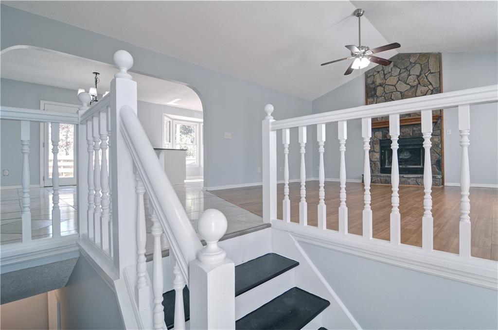 1192 Mountain Springs Drive NW