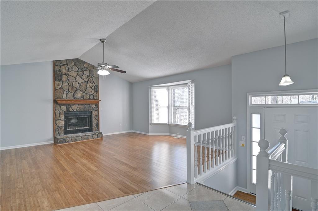 1192 Mountain Springs Drive NW