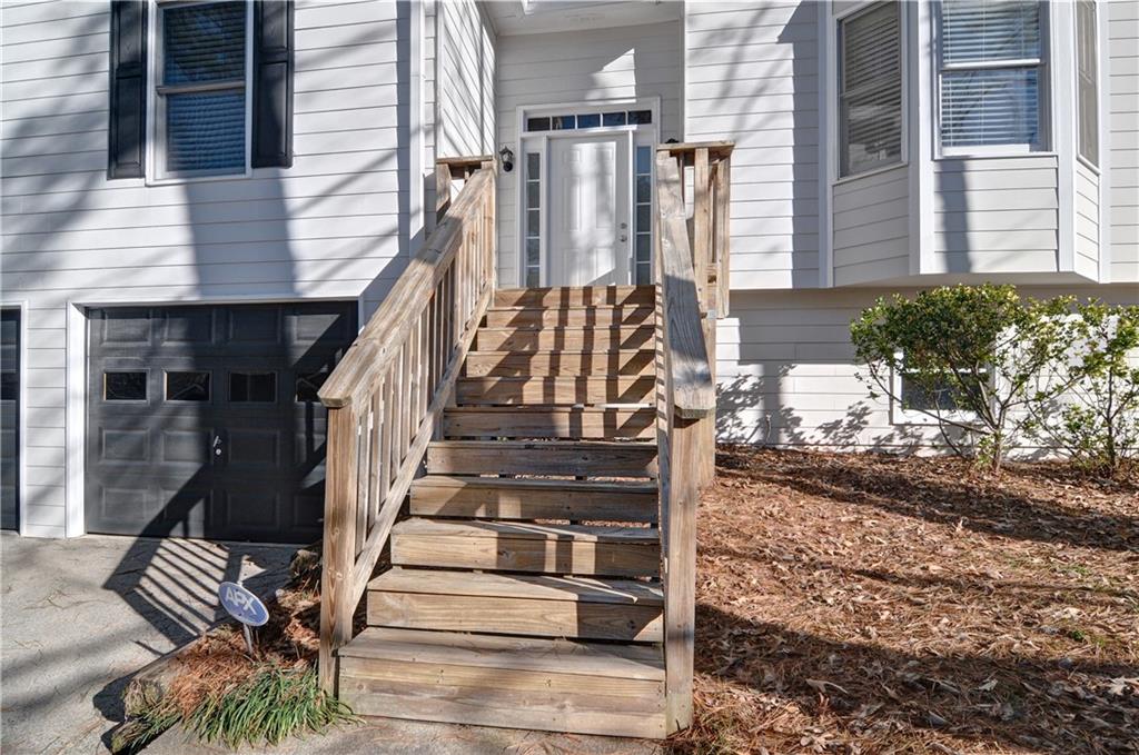 1192 Mountain Springs Drive NW