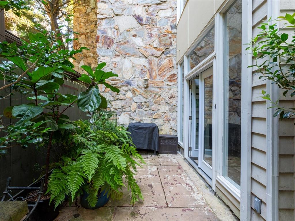 2632 Peachtree Road NW Unit B102