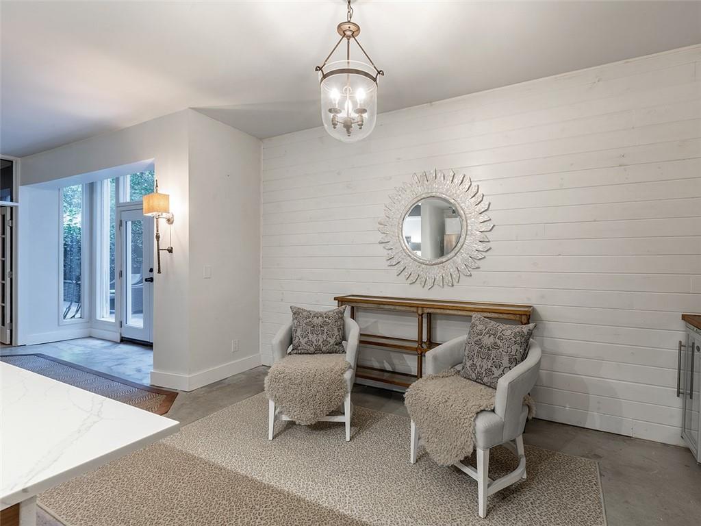 2632 Peachtree Road NW Unit B102