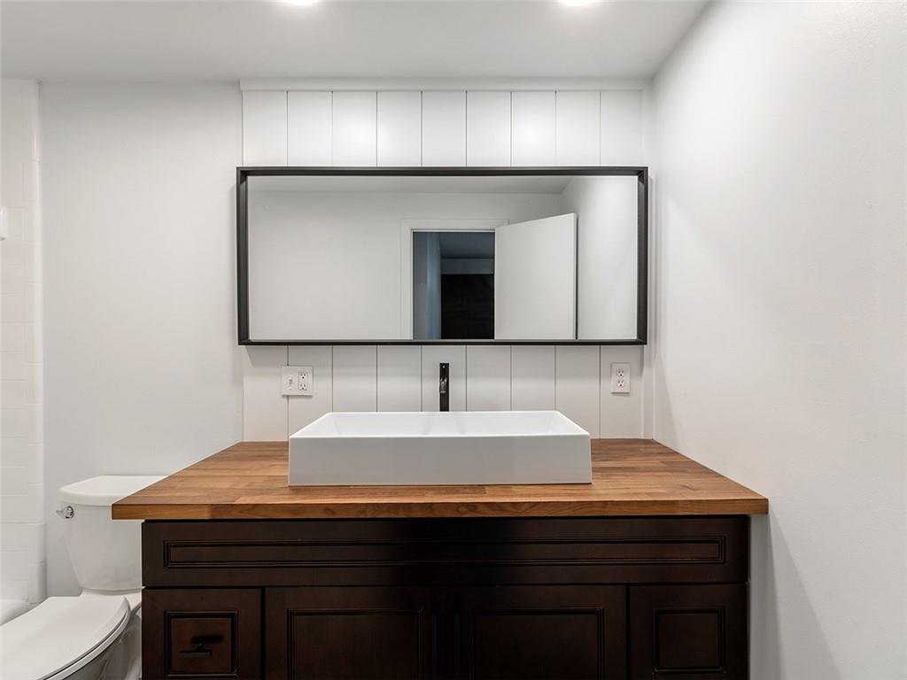 2632 Peachtree Road NW Unit B102