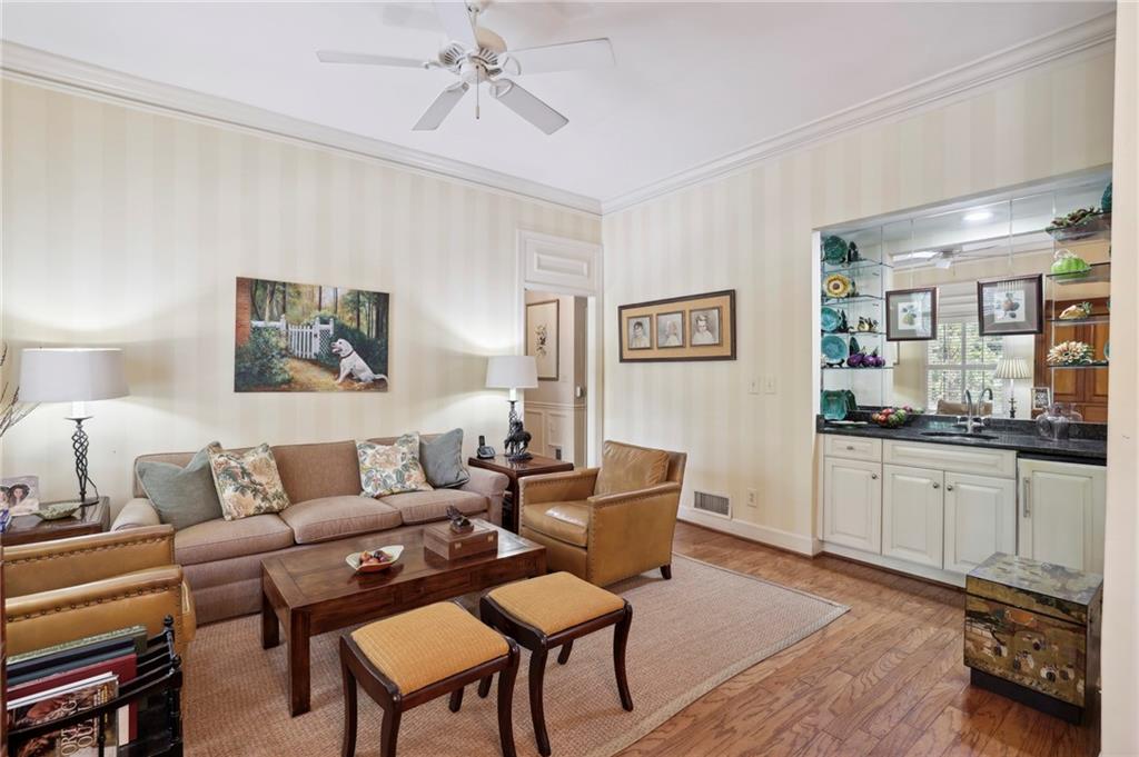 29 Mooregate Square NW