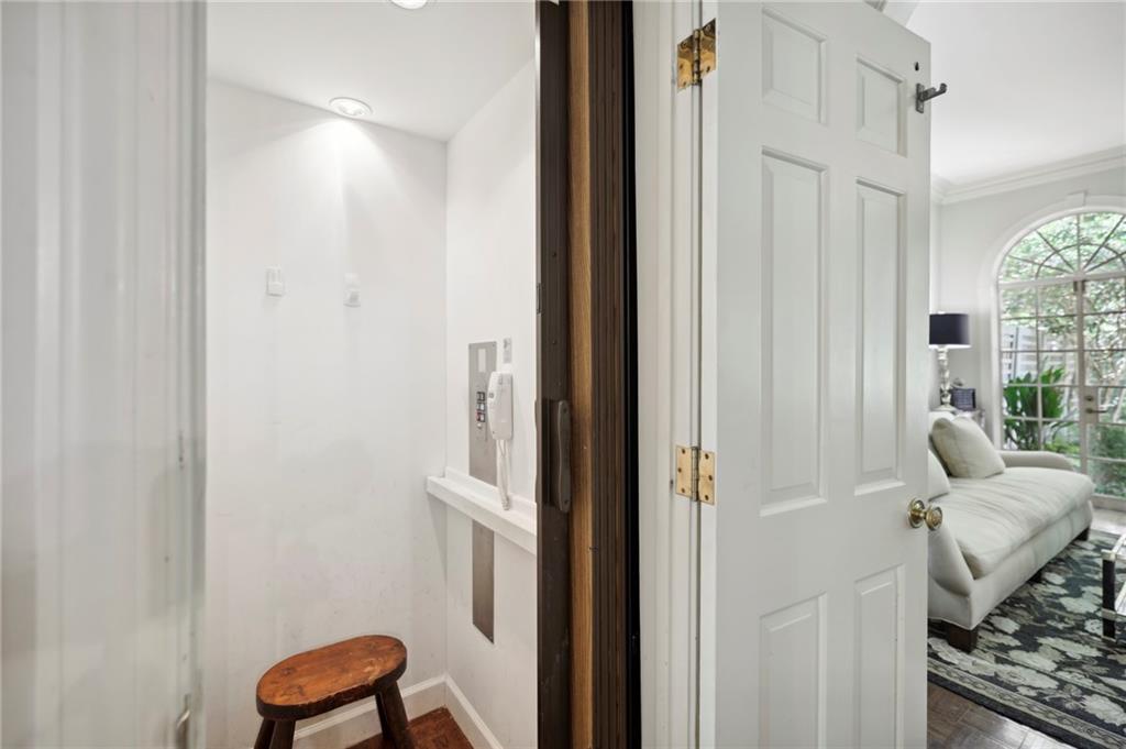 29 Mooregate Square NW