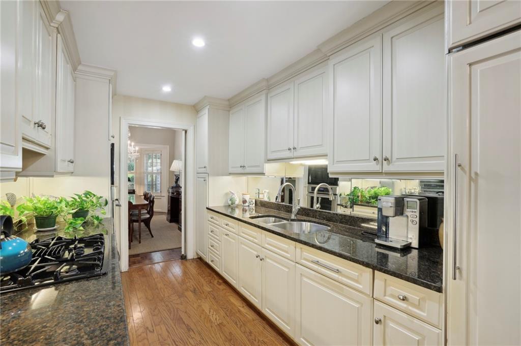 29 Mooregate Square NW