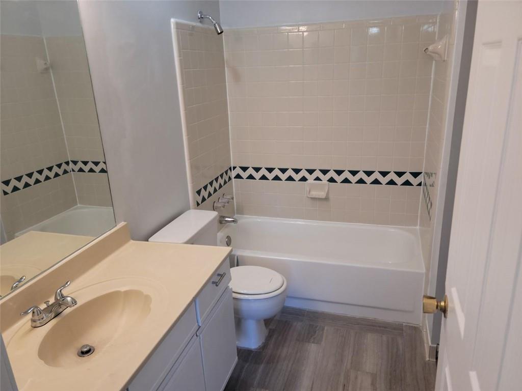 510 MILL POND Court SE