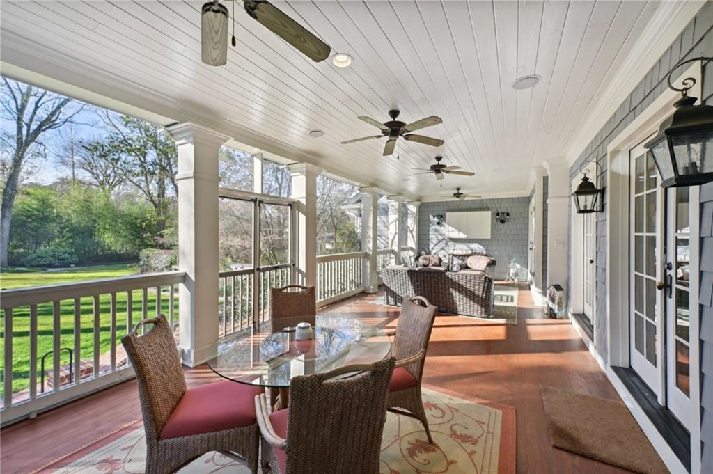 310 Hillside Drive NW