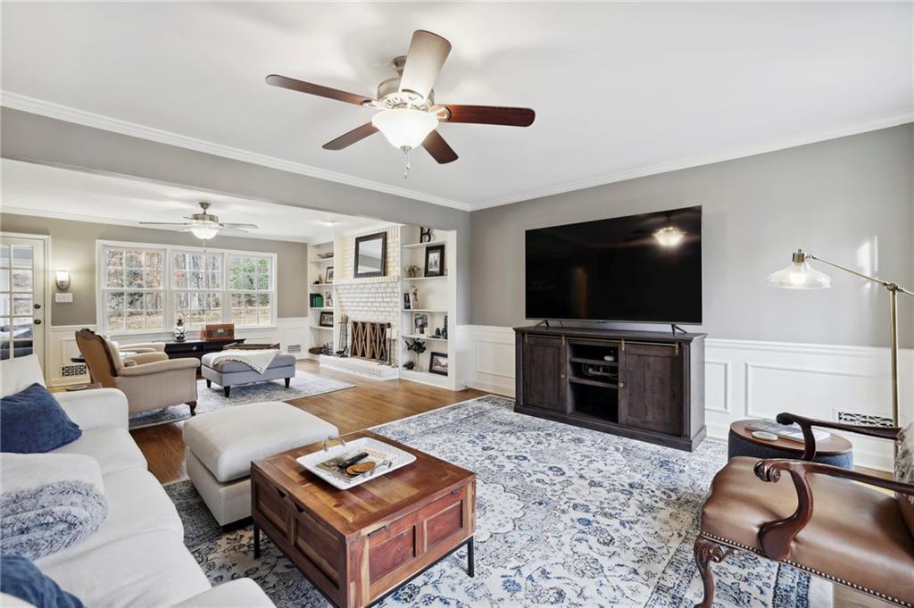 150 River Lake Court