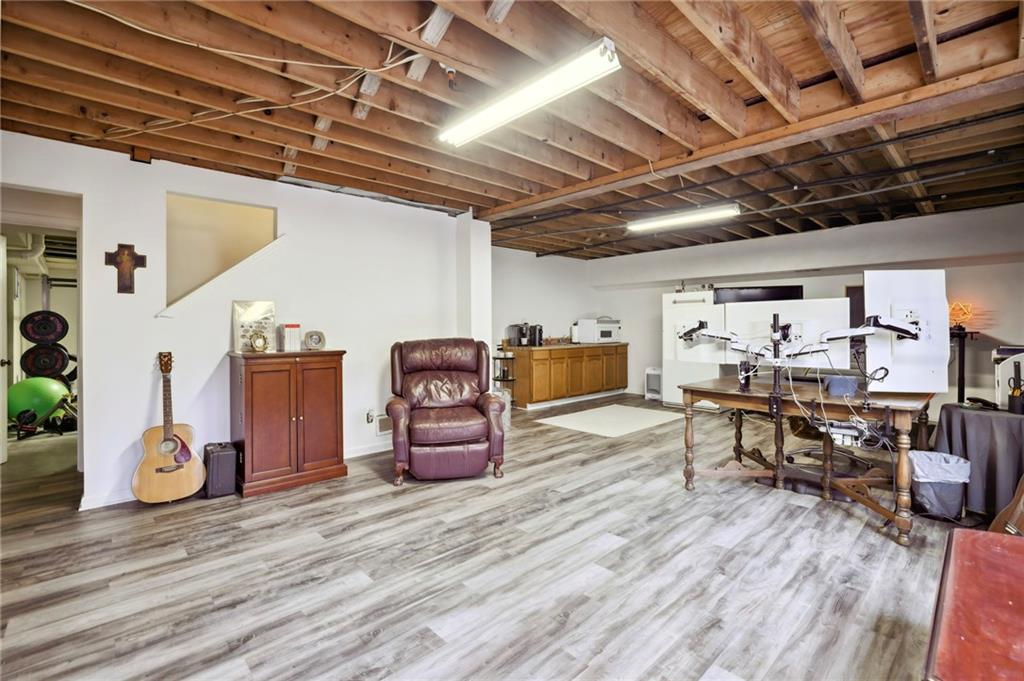 150 River Lake Court