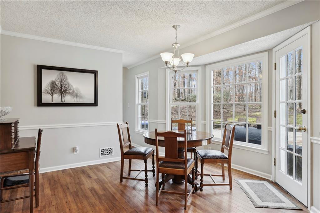 150 River Lake Court