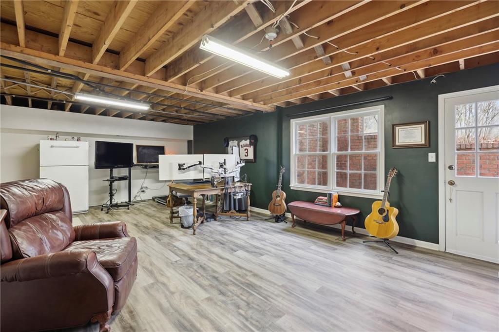 150 River Lake Court