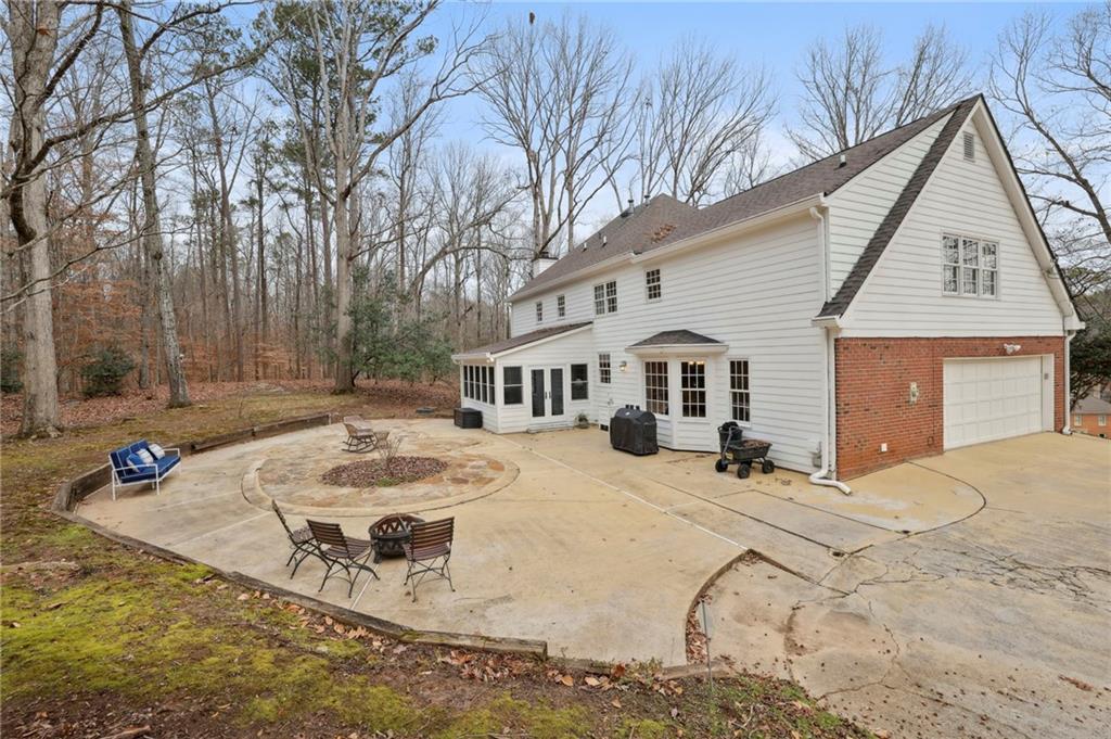 150 River Lake Court