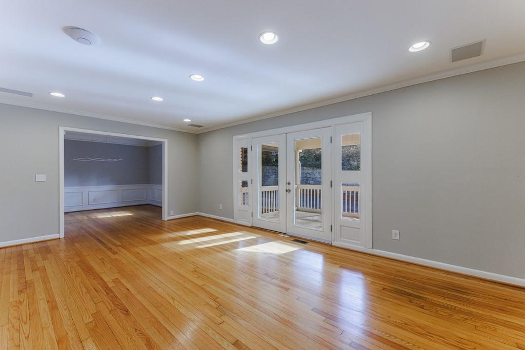 545 Forest Valley Road