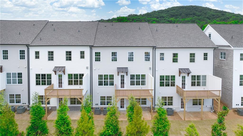 476 Springer Bend Unit 31