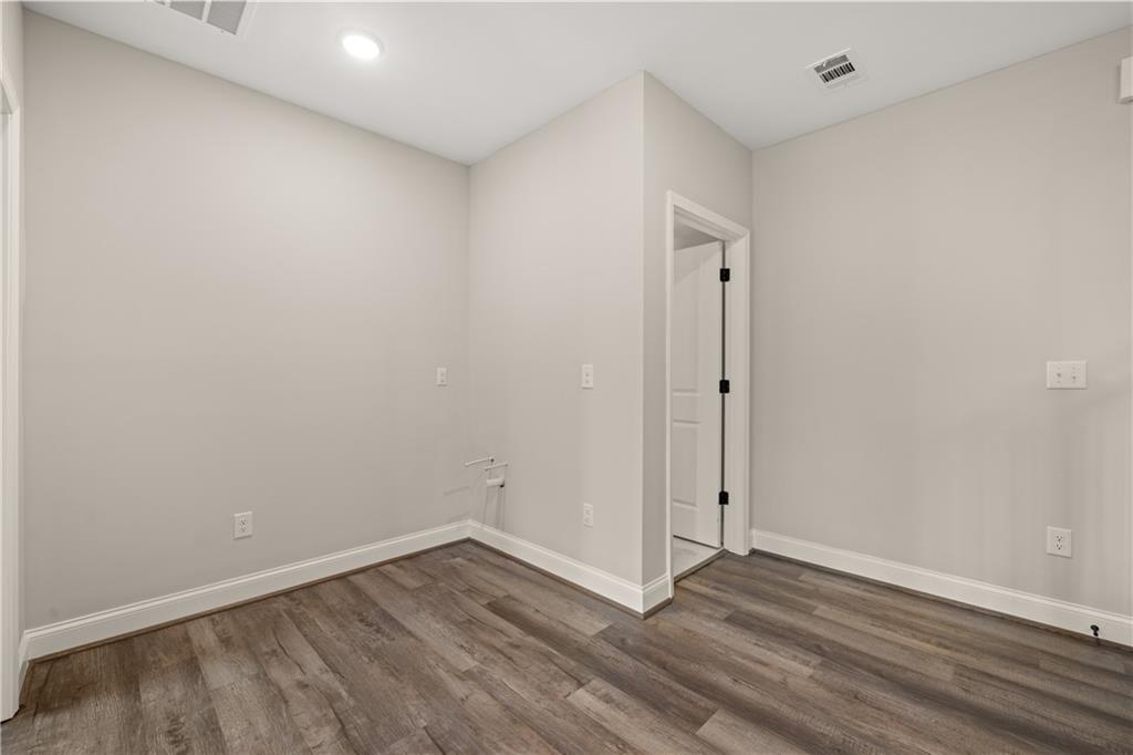 476 Springer Bend Unit 31