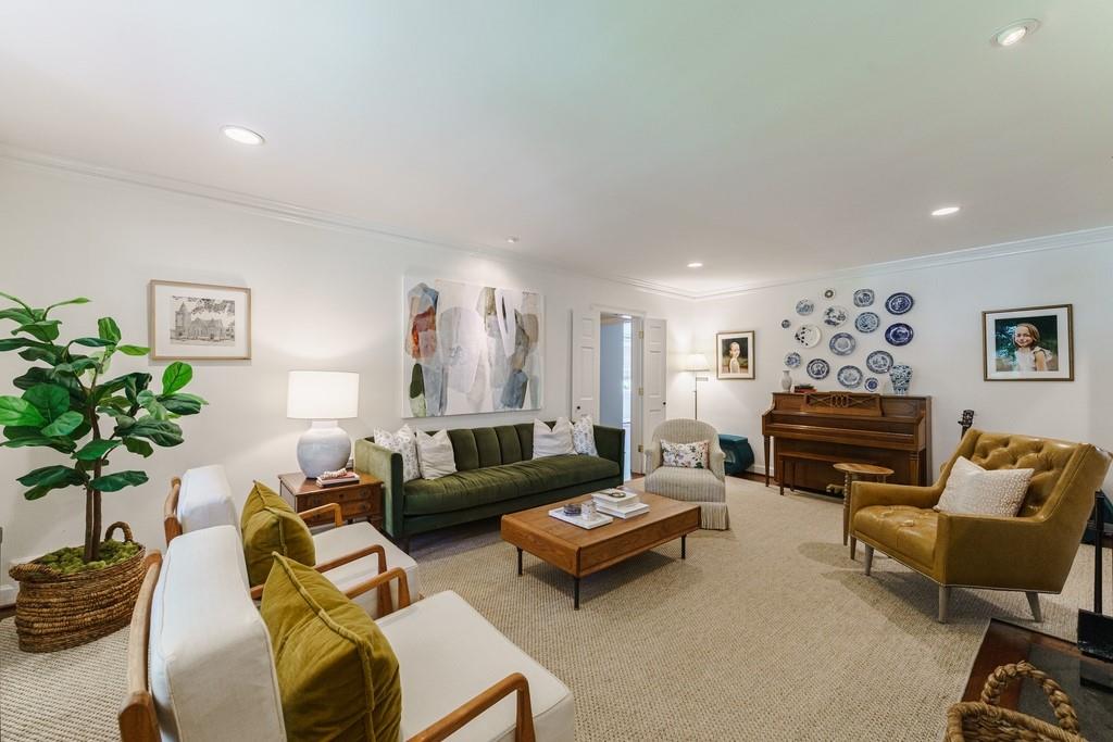 2893 Castlewood Drive