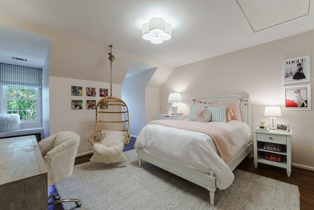 2893 Castlewood Drive