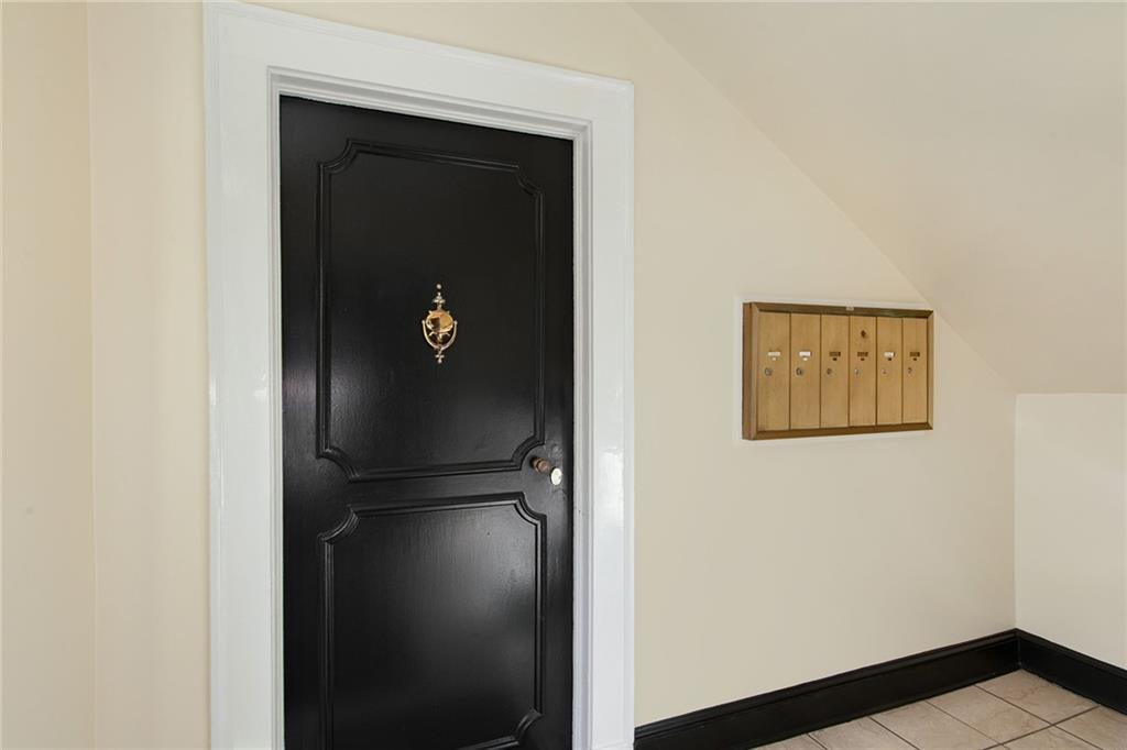 2260 Peachtree Road NW Unit D-2