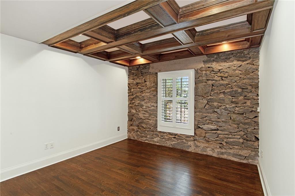 2260 Peachtree Road NW Unit D-2