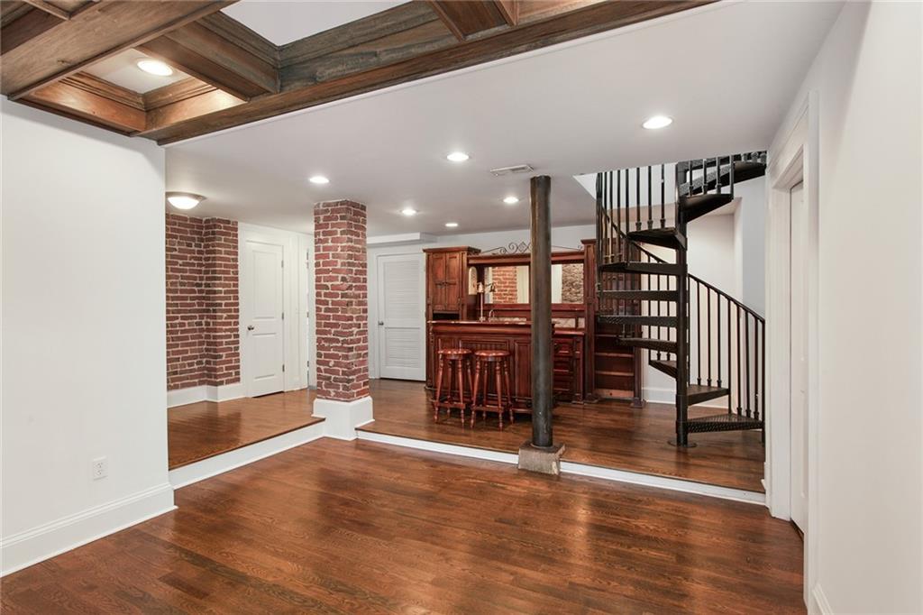 2260 Peachtree Road NW Unit D-2