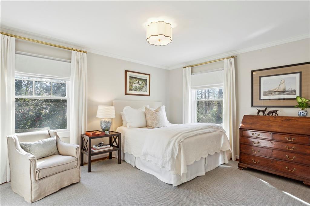 2577 Birchwood Drive NE