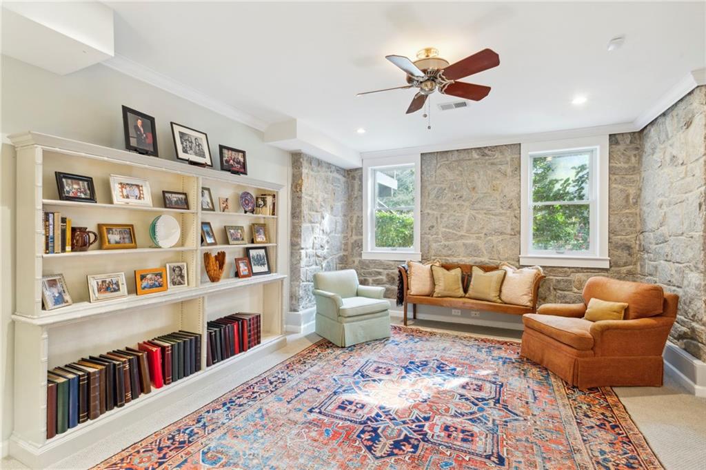 2577 Birchwood Drive NE