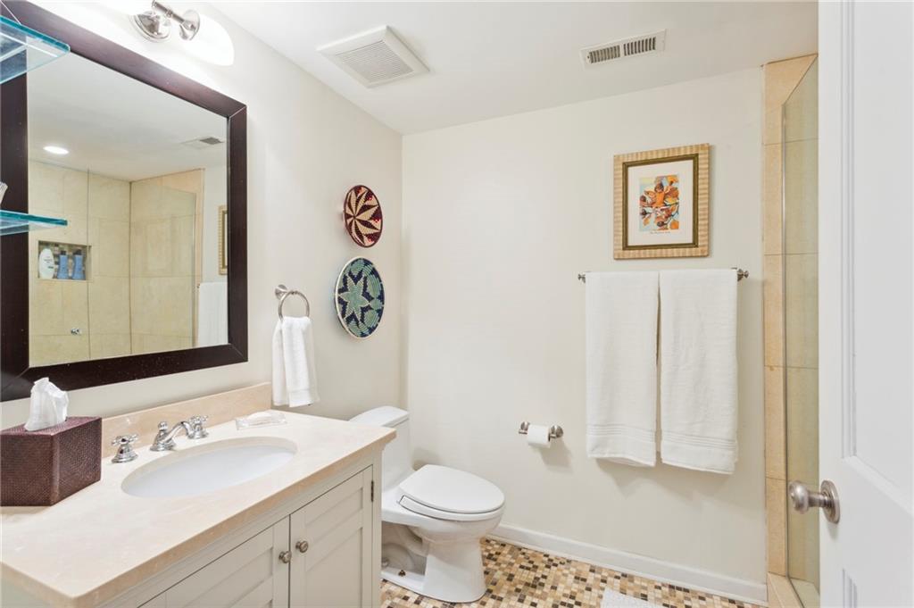 2577 Birchwood Drive NE