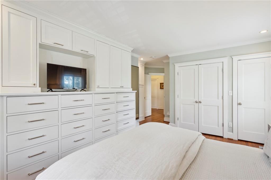 2577 Birchwood Drive NE