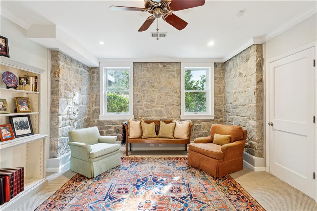 2577 Birchwood Drive NE