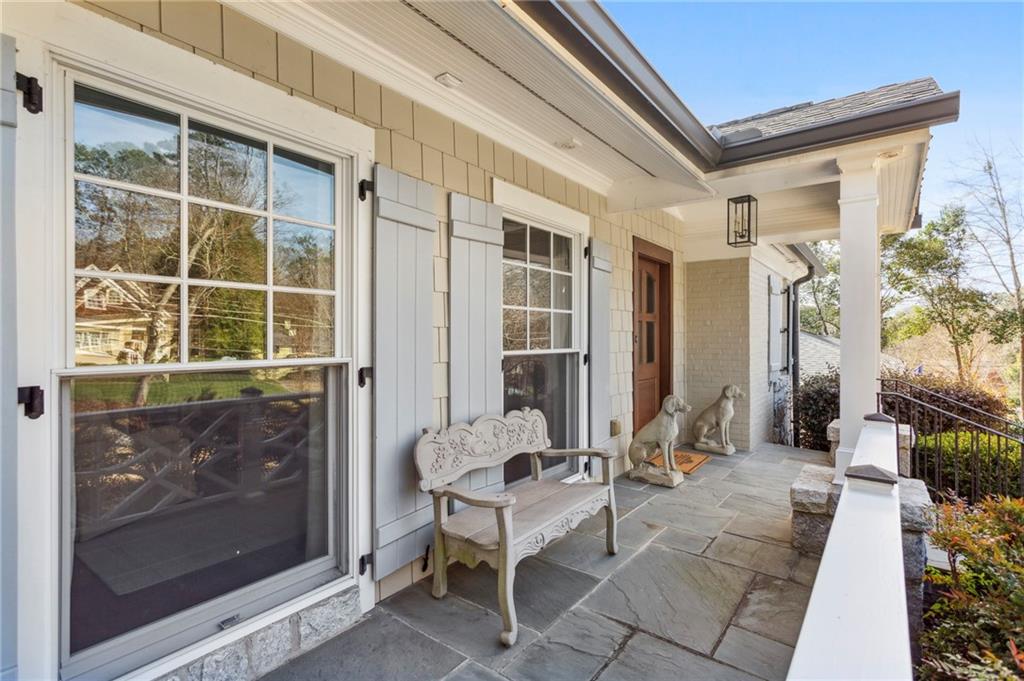 2577 Birchwood Drive NE