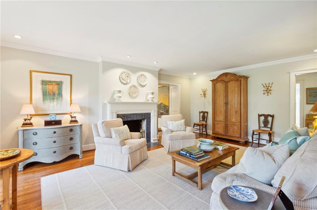 2577 Birchwood Drive NE