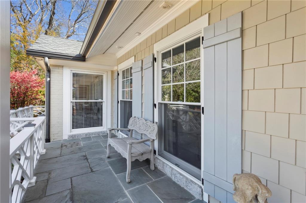 2577 Birchwood Drive NE