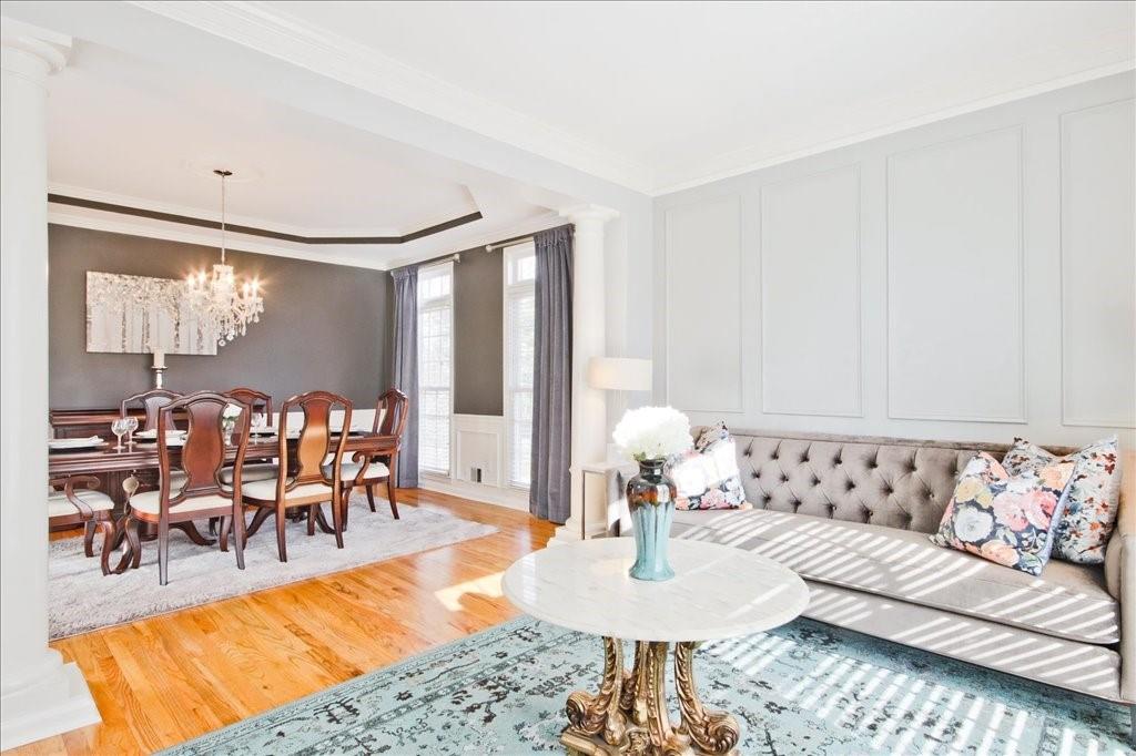 290 Stoneleigh Drive SW