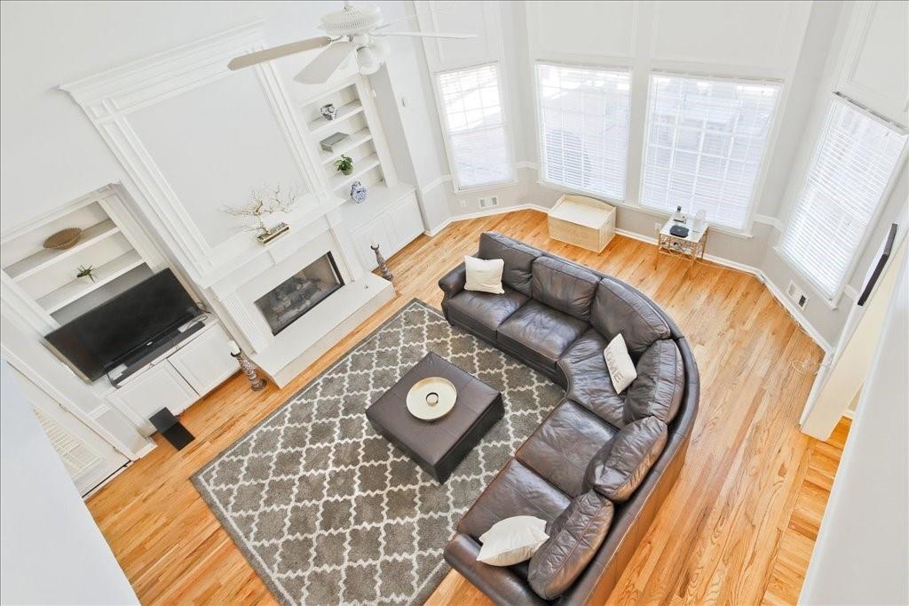 290 Stoneleigh Drive SW