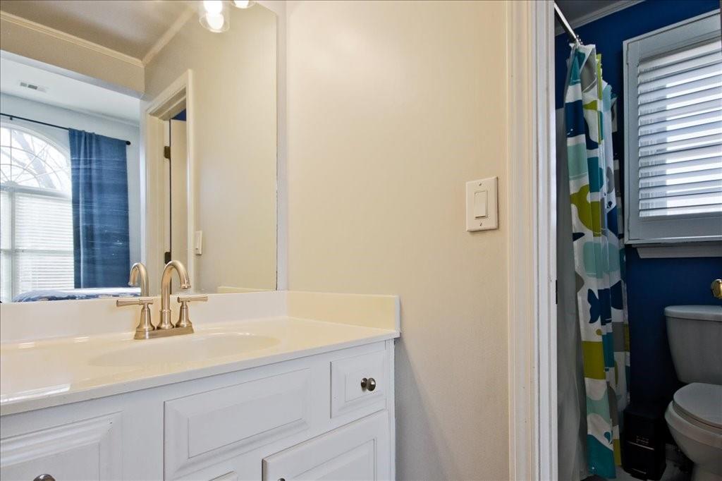 290 Stoneleigh Drive SW