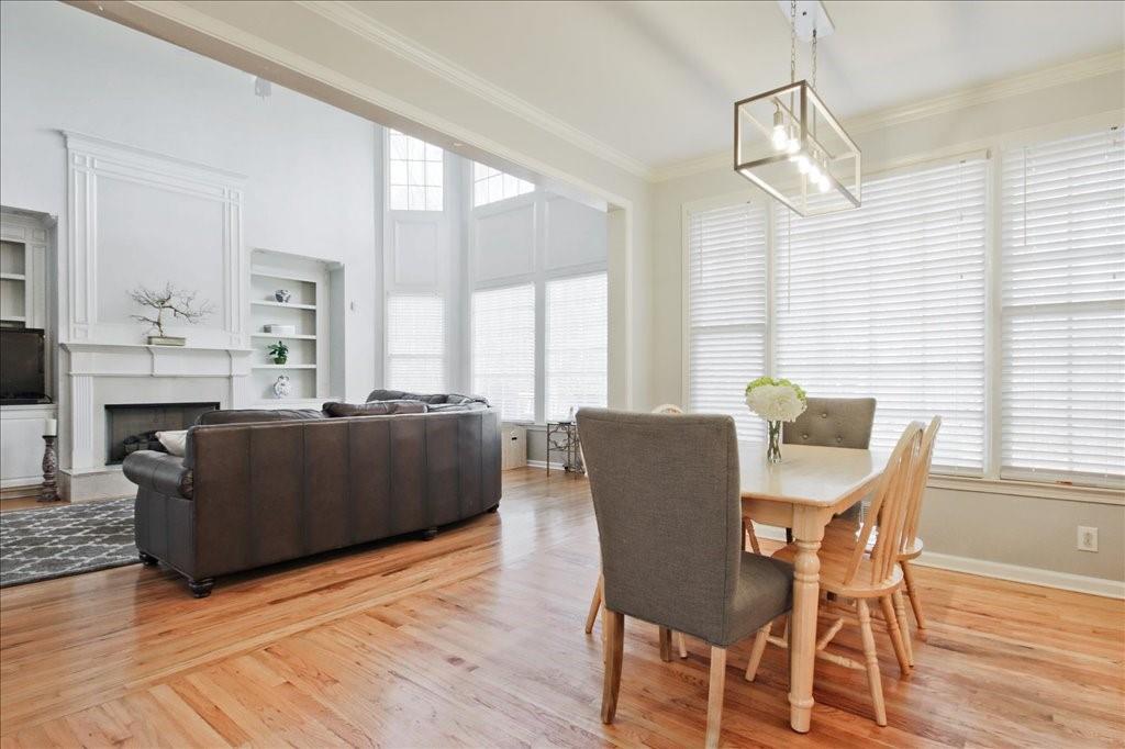 290 Stoneleigh Drive SW