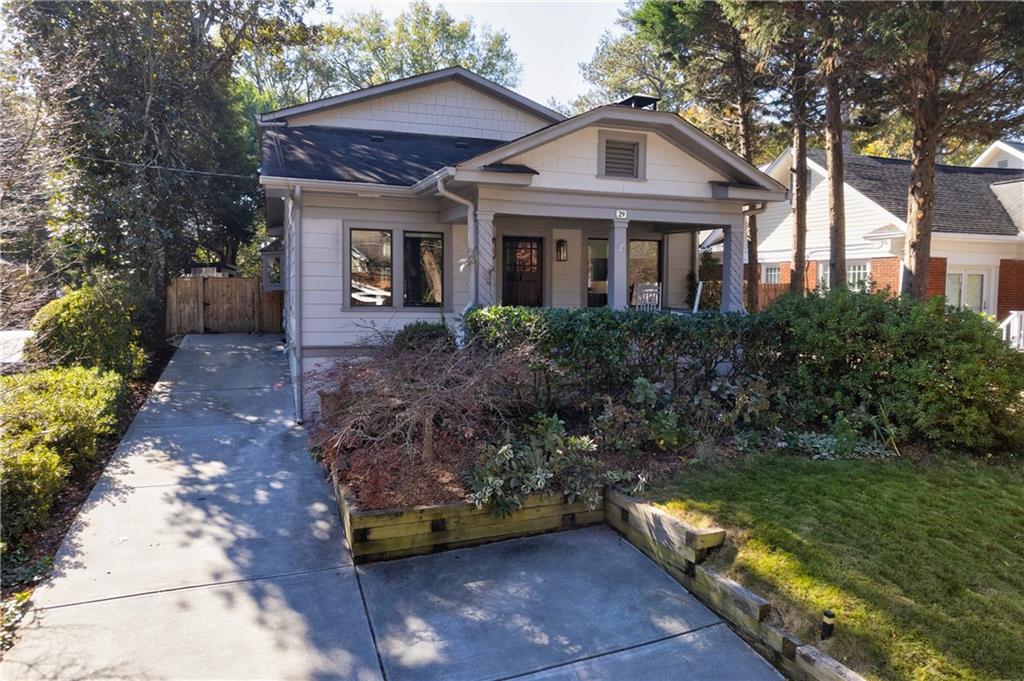 29 Roanoke Avenue NE