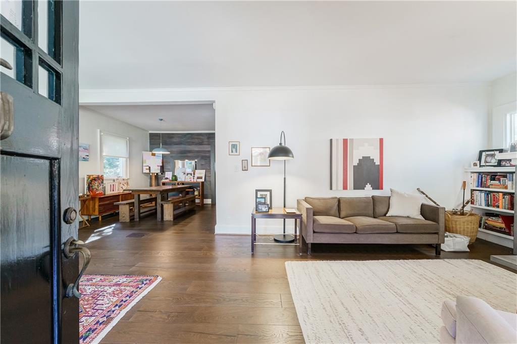 29 Roanoke Avenue NE