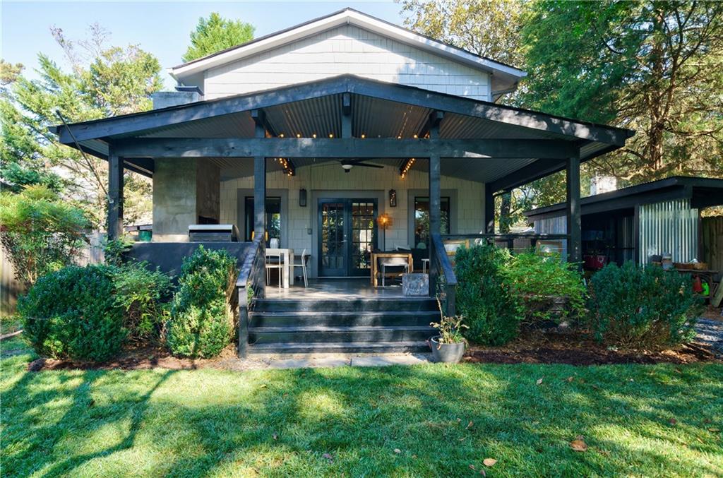 29 Roanoke Avenue NE