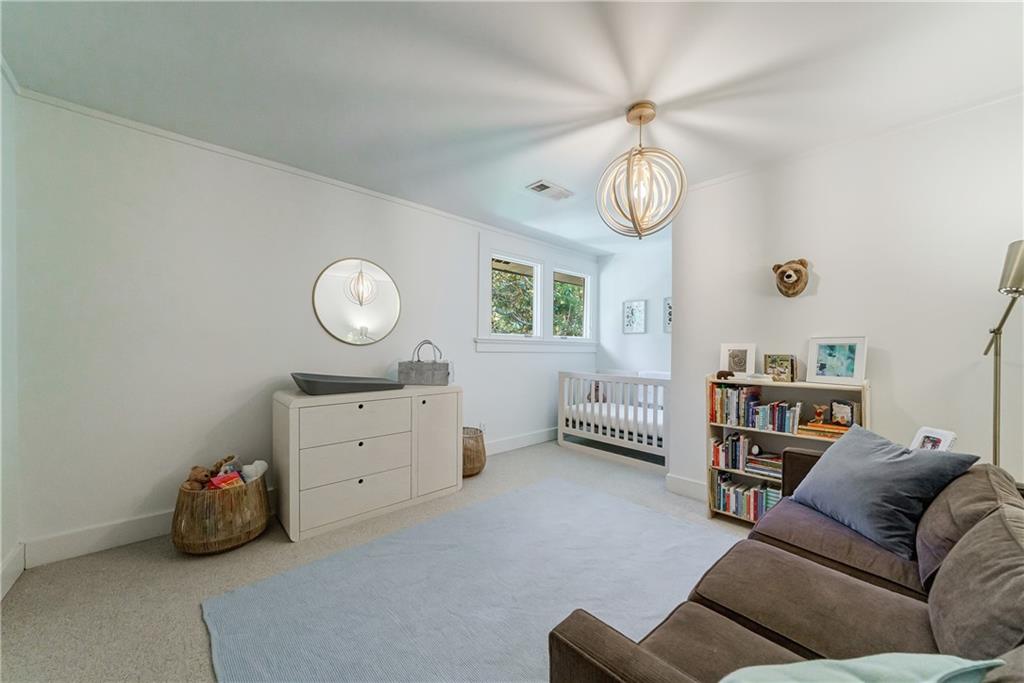 29 Roanoke Avenue NE