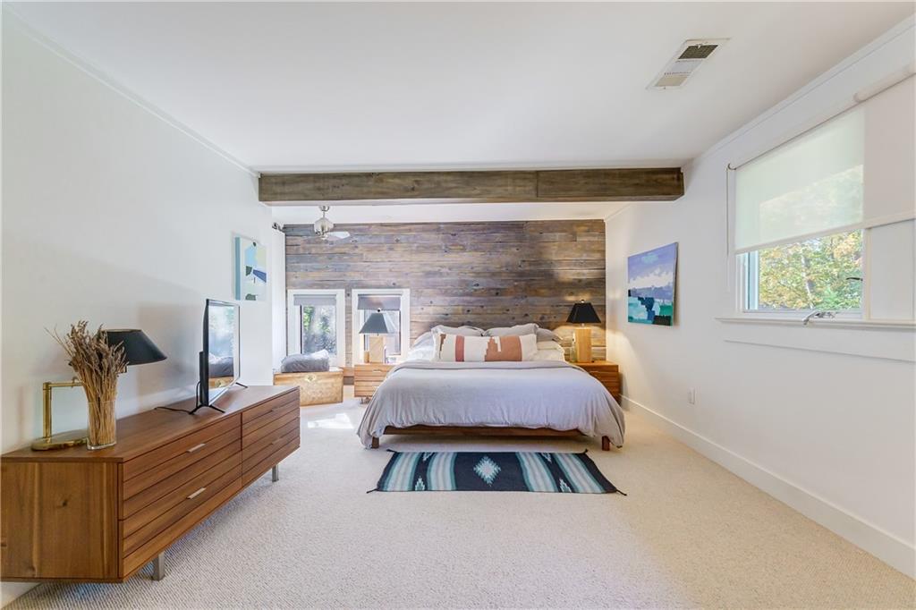 29 Roanoke Avenue NE