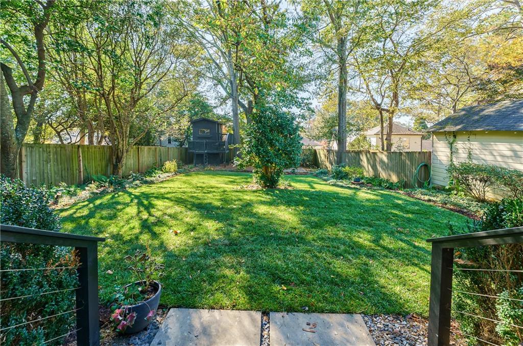 29 Roanoke Avenue NE