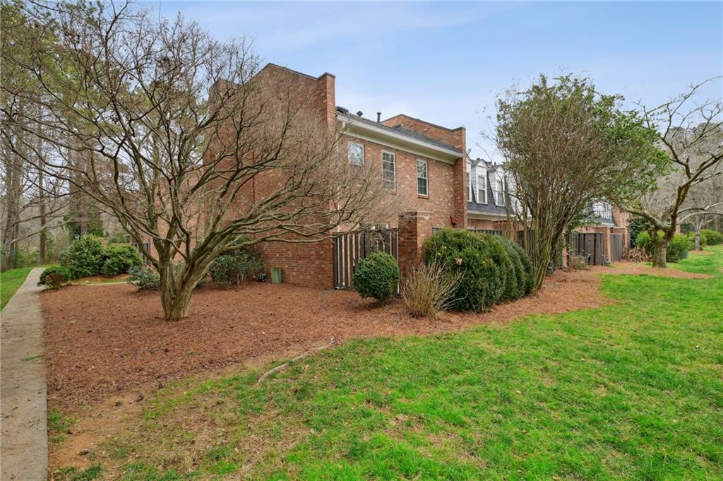 7 Independence Place NW